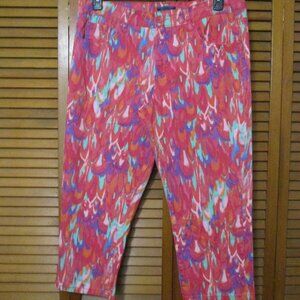 Bandolino capris, pinks, lavender, aqua, cotton stretch and pockets size 16